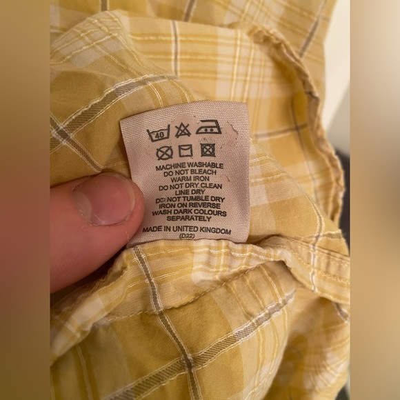 SOLD Burberry London Yellow novacheck Button Up Shirt - Picture 3 of 6